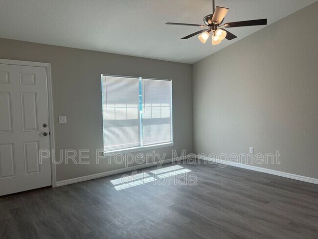 Foto del edificio - 8716 Juniper Rd