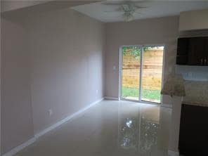 Foto del edificio - 1944 E Sheridan St