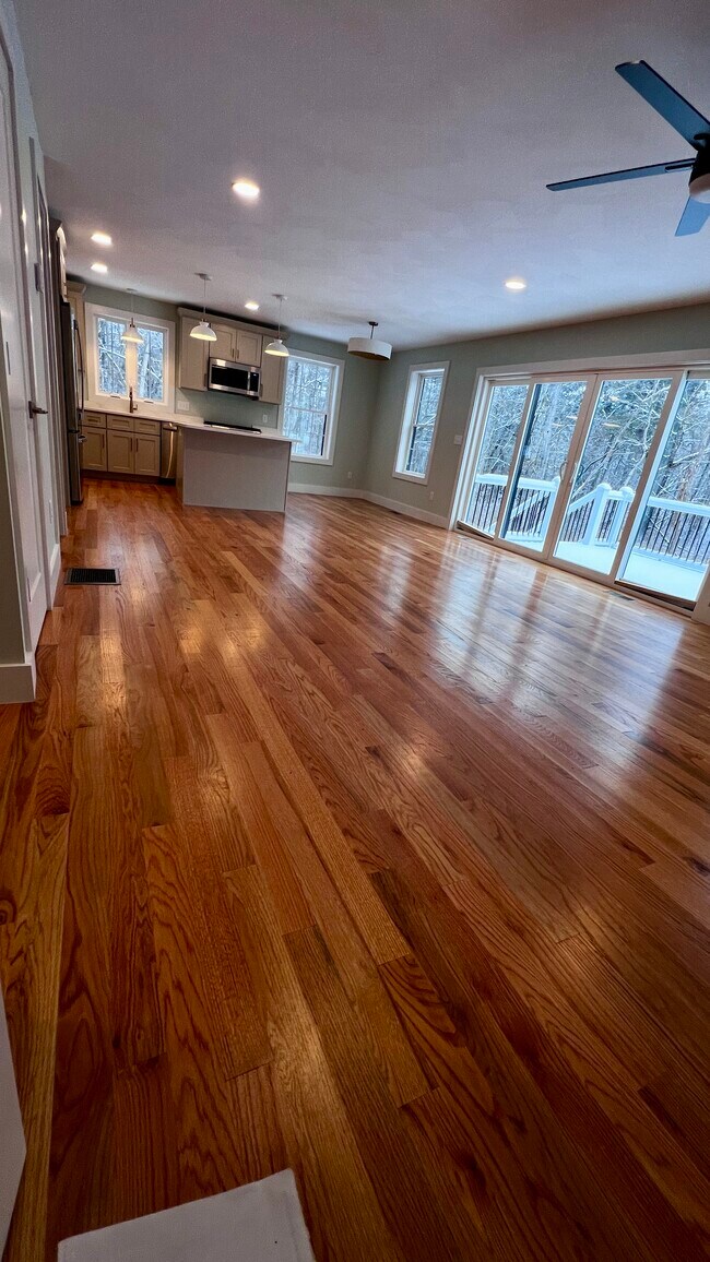 Foto del edificio - 5 Indian Valley Rd