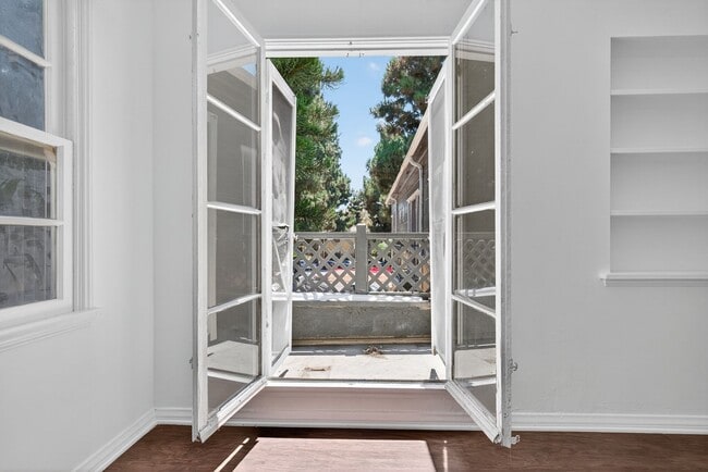 Building Photo - 4227-4233 Leimert Boulevard