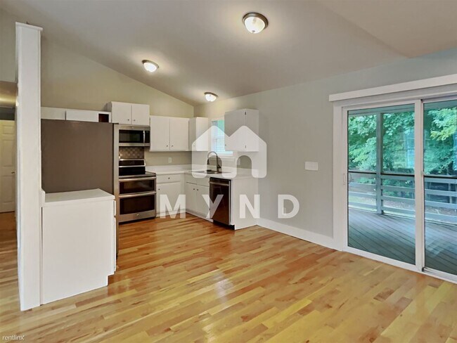 Building Photo - 3 br, 2 bath House - 97 Madeline Ct