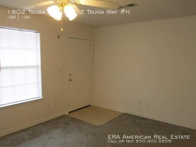 Foto del edificio - 1 Bedroom 1 Bath Apartment!
