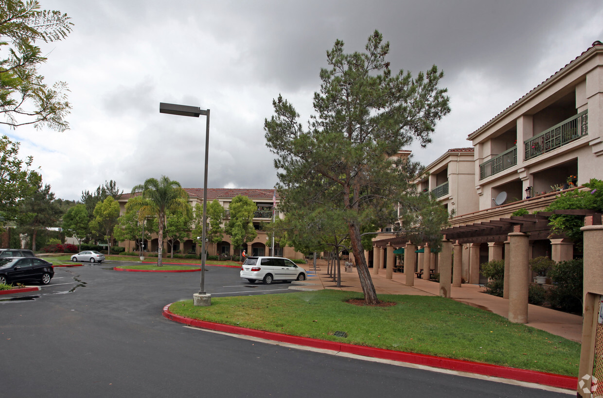 Building Photo - Escondido Silvercrest Senior Residence