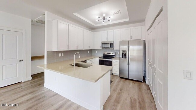 Foto del edificio - 9160 N 67th Ave