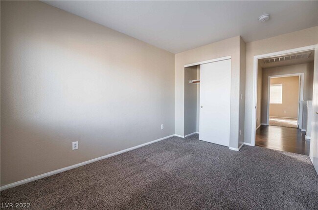 Building Photo - 1655 Marion Bennet Dr