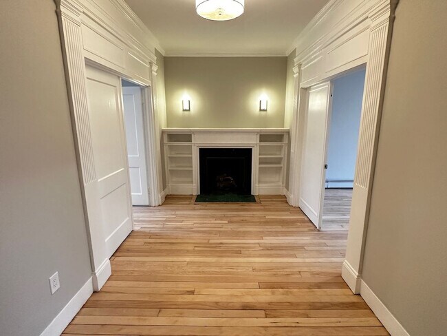 Foto del edificio - New Allston Listing!!