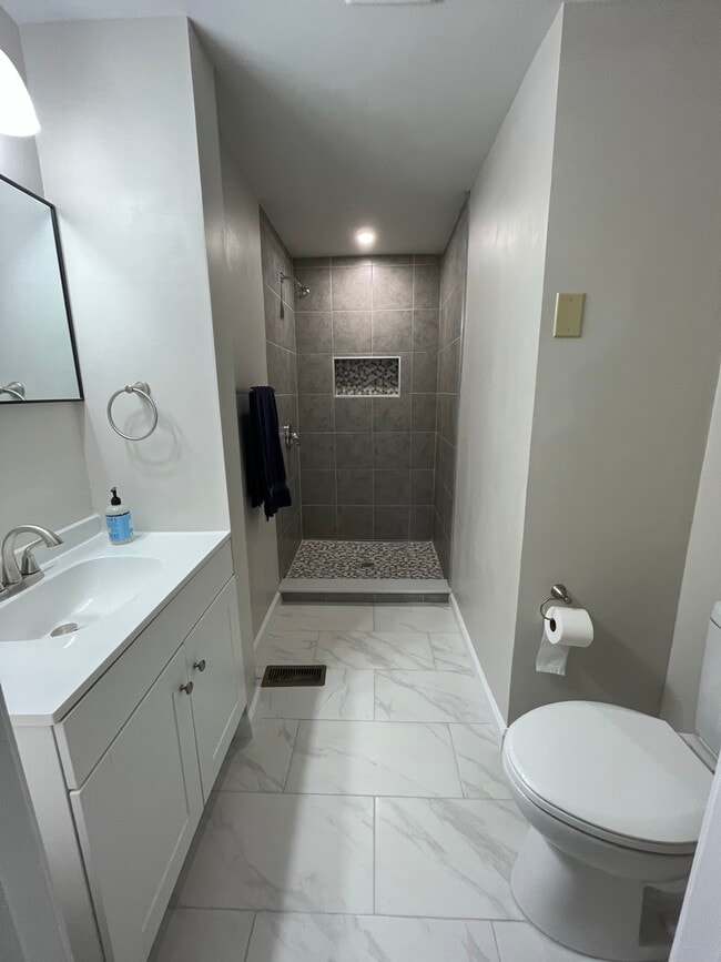 Photo - 206 Ridge Rd House