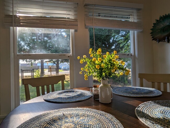 Building Photo - Farm House