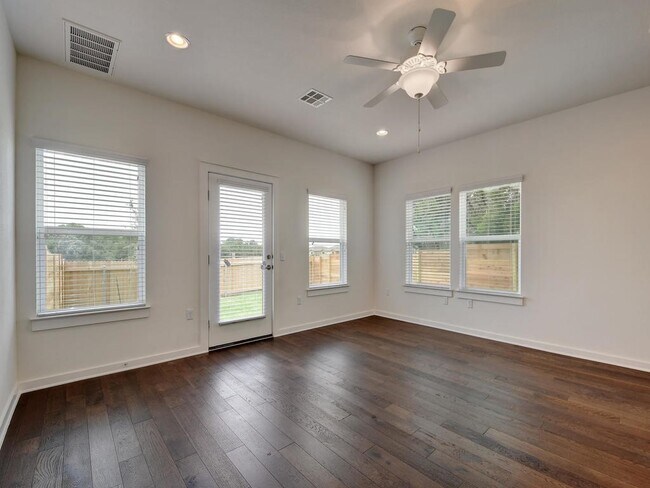 Building Photo - 8929 Parker Ranch Cir