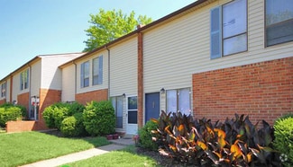 Building Photo - Townhouses of White Oak