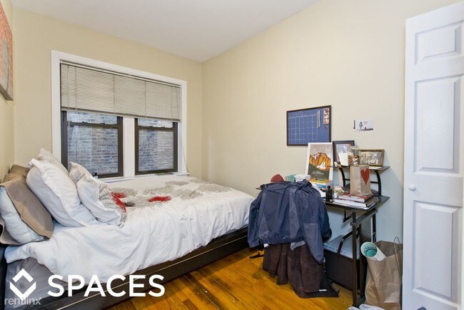 Foto del edificio - 5235 N Winthrop Ave