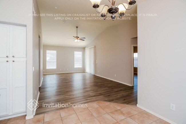 Building Photo - 9811 E Olla Ave