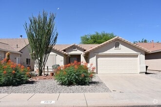 Building Photo - 2512 Candlewood Dr