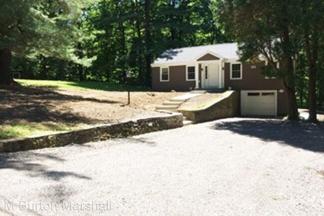 Building Photo - 2 br, 1.5 bath House - 1873 Preston Hill Rd