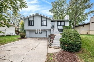 Building Photo - 4701 Schroeder Dr