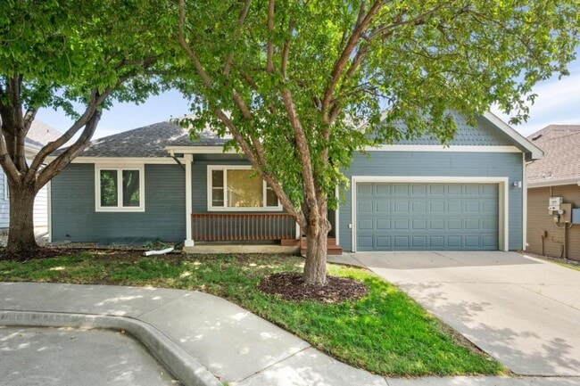 Building Photo - 1632 Ukiah Ln