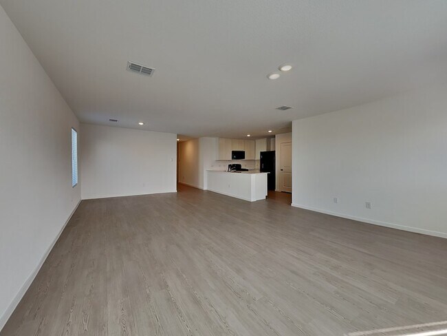 Building Photo - 1813 Equine Retreat Wy