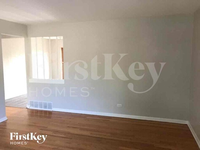 Foto del edificio - 17422 Community St