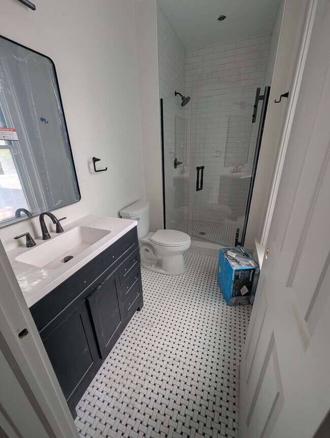 Foto del edificio - Beautifully Renovated, Elegant Apartments in Historic Covington