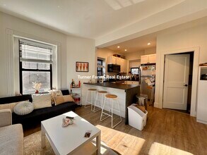 Building Photo - 1510 Tremont St