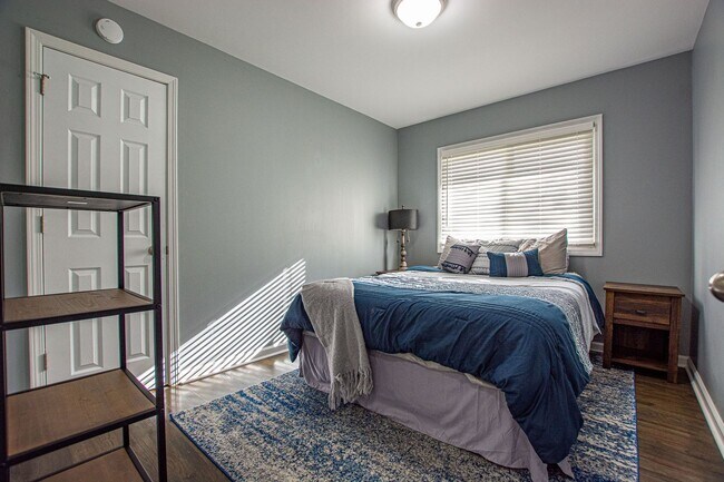 Foto del edificio - Beautiful 3 Bedroom / 1 Bath Home in Distr...