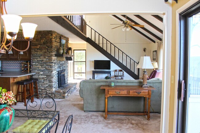 Foto del edificio - Connestee Falls with View