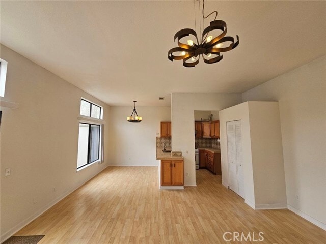 Building Photo - 10 Brownfield Ln