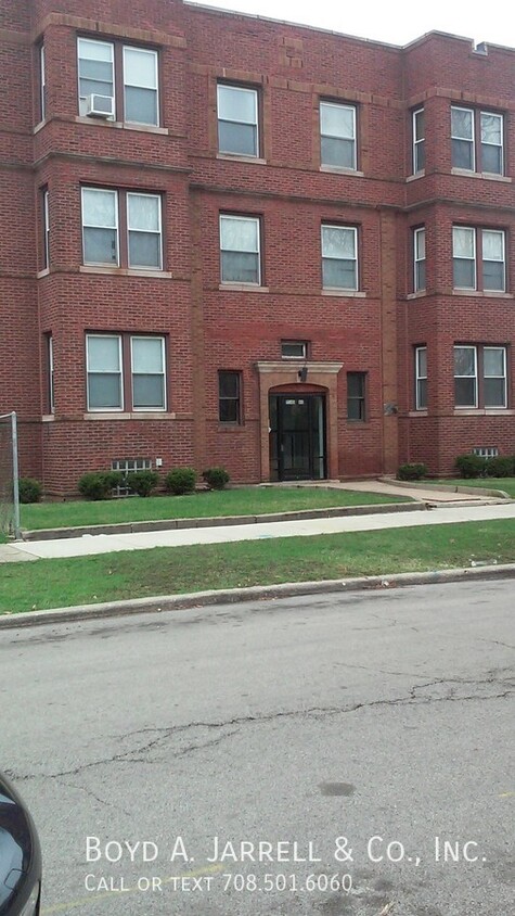 Primary Photo - 9548 S Prairie Ave