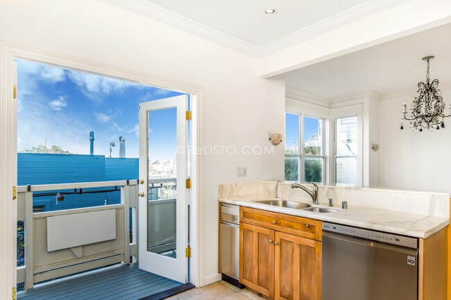 Foto del edificio - 2254 Leavenworth St