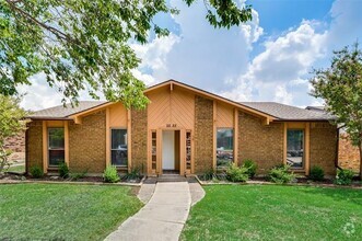 Building Photo - 5535 Squires Dr