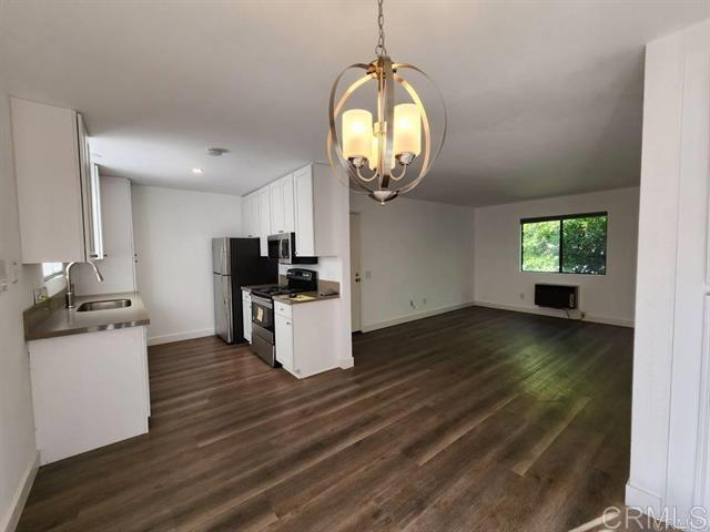 Building Photo - 3282 Reynard Way