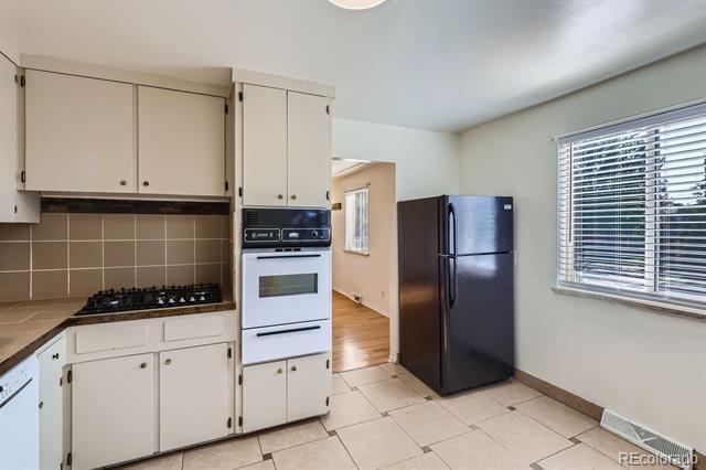 Building Photo - 3911 Lipan St