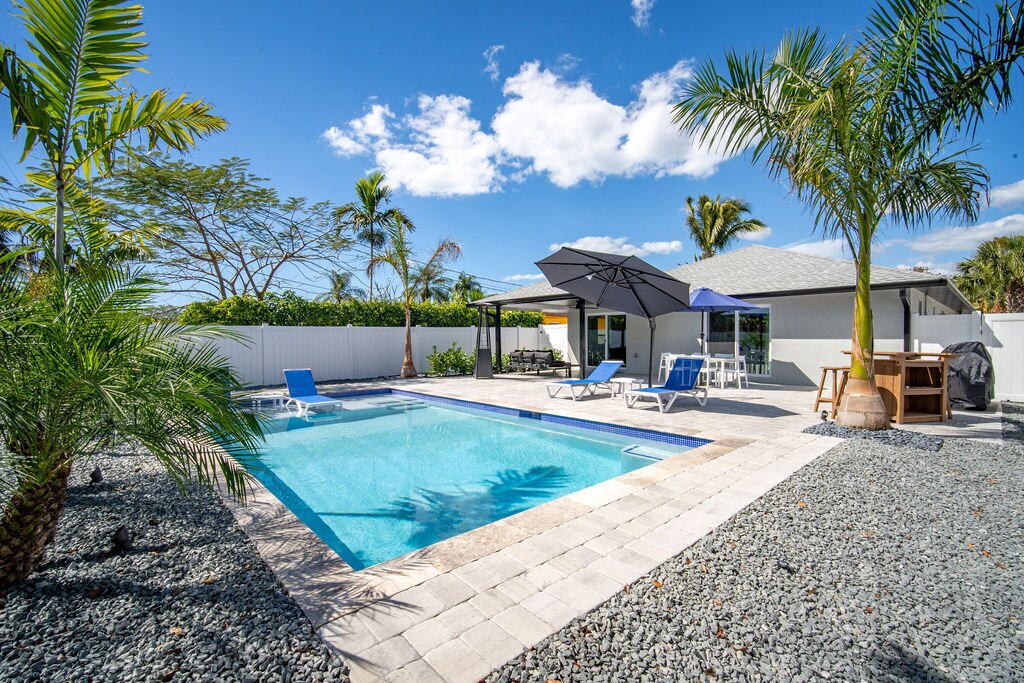 Foto principal - 714 109th Ave N