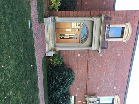 Primary Photo - 15 Waverly St