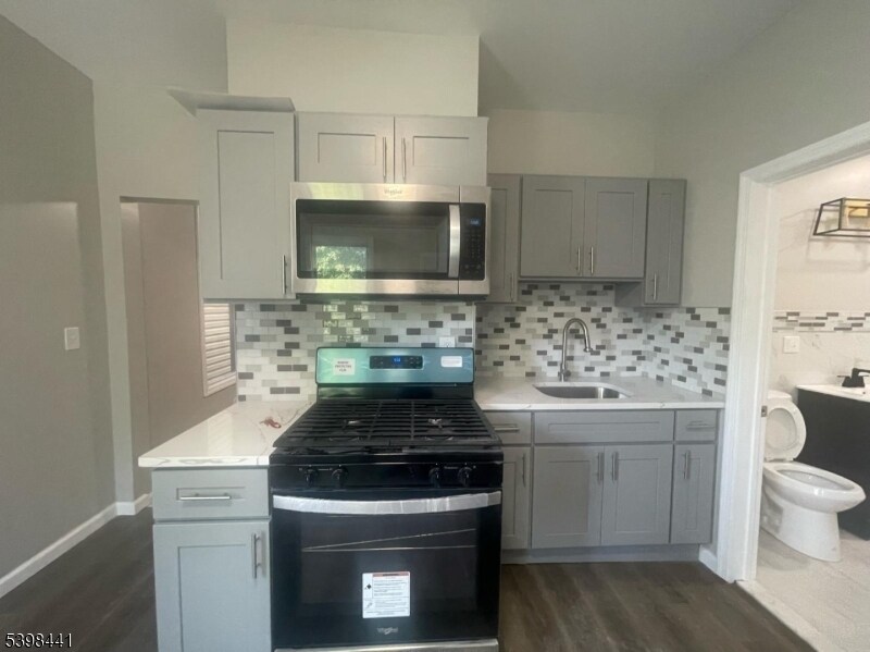 Foto principal - 160 12th Ave