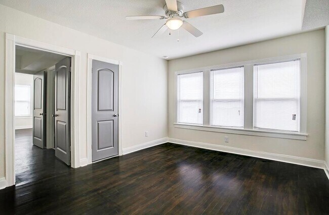 Foto del edificio - 1423 Elliott St