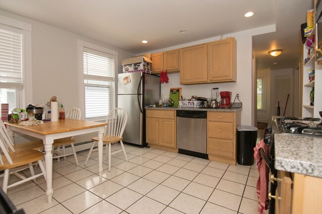 Photo - Massive 6 Bed / 3.5 Bath – Parking + In-Un... House