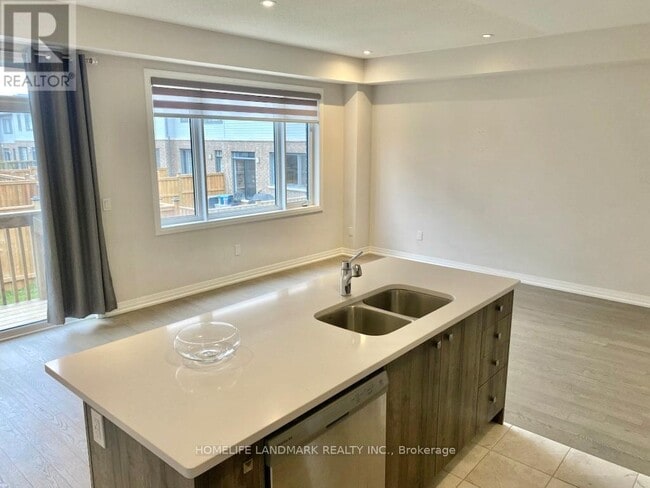 Building Photo - 109 Yale Dr