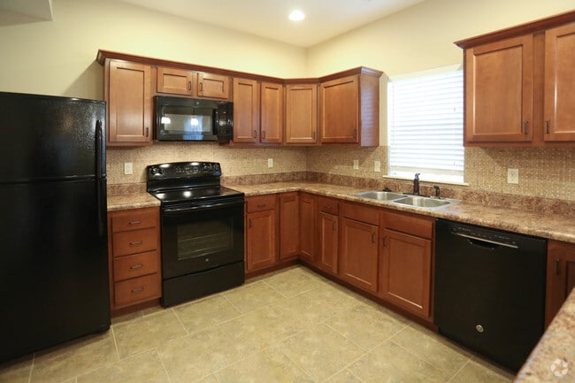 Interior Photo - Cottage Grove