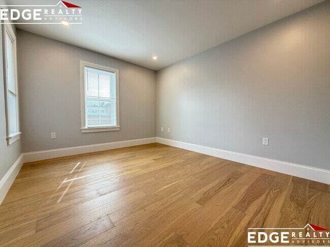 Foto del edificio - 353 Market St
