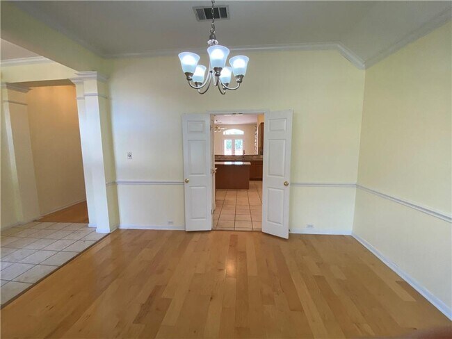 Building Photo - 7202 W Magic Mountain Ln