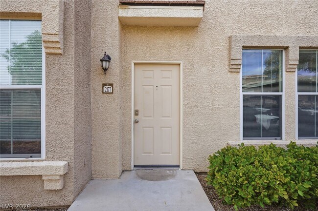Building Photo - 10550 W Alexander Rd