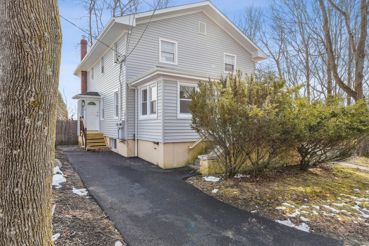 Primary Photo - 14 Walton Way
