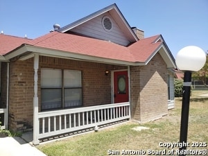 Primary Photo - 6345 Queens Castle Dr
