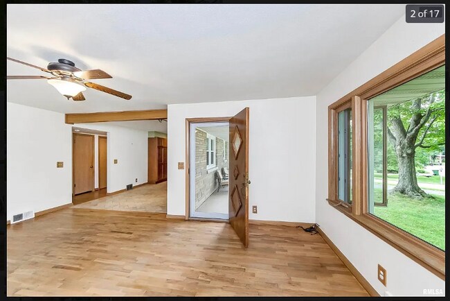 Foto del edificio - 224 Mt Aire Dr