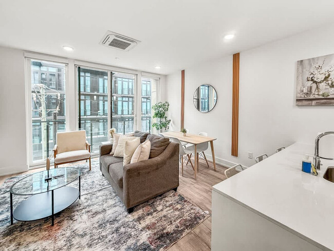 Foto del edificio - 1214 N American St