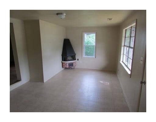 Photo - 622 E Huntsville Rd House