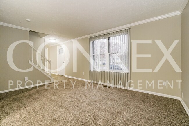 Building Photo - Beautiful Mason Home with a two Car Garage!