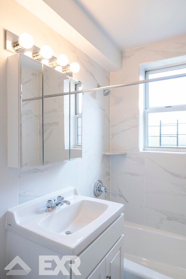 1535 Shore Pkwy Unit 4F, Brooklyn, NY 11214 Room for Rent in Brooklyn