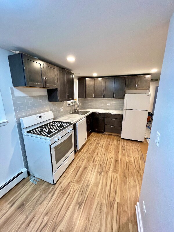 Foto del edificio - 6036 W Lawrence Ave